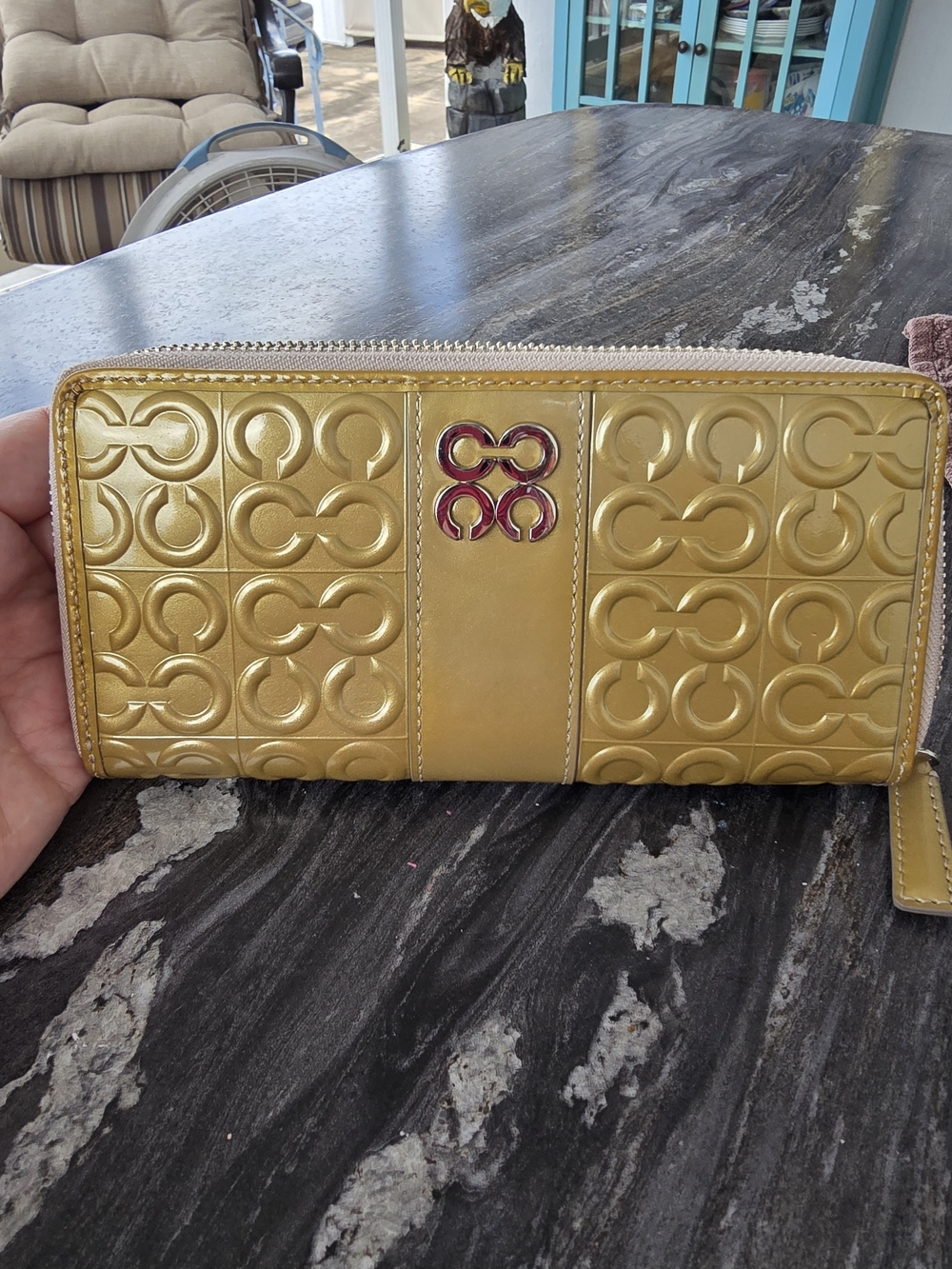 Coach EUC Gold Patent Leather Logo Zip Wallet 8x4